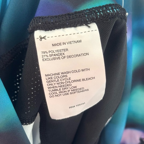 DSG Women's High Rise 7/8 Running Legging Size XS Pockets NWT - Picture 12 of 15